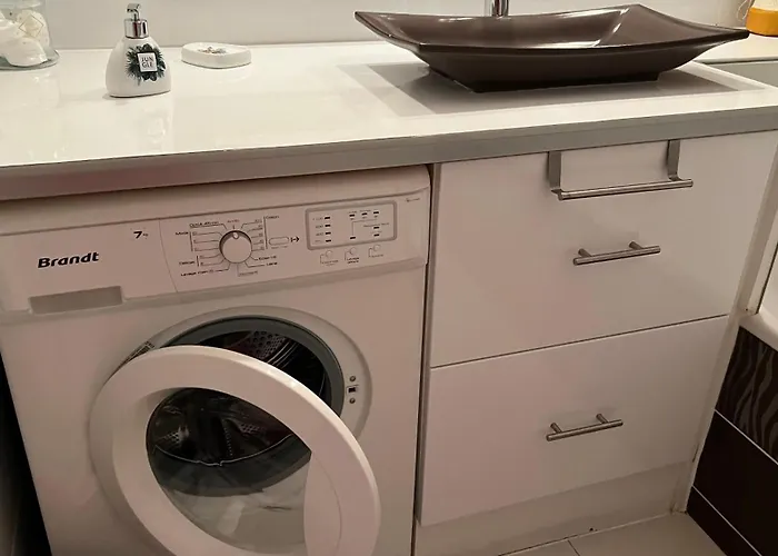 Chez Brigitte شقة *